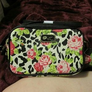 *SOLD* Betsey Johnson (Luv Betsey) Purse